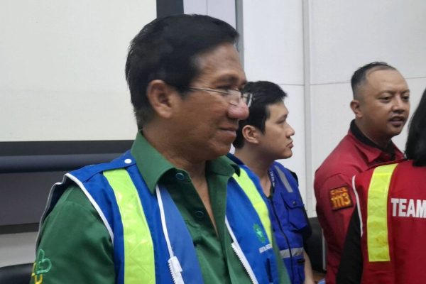 Wakil Direktur Pelayanan Medik sekaligus Incident Commander RSUD dr Soetomo, Prof. Dr. Ahmad Suryawan. (Amanah/Lentera)