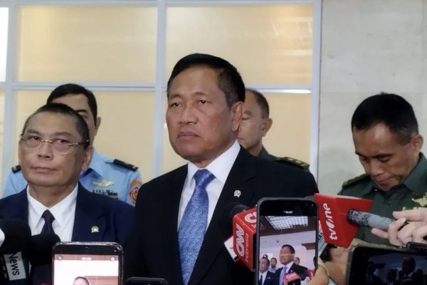 Wakil Menteri Pertahanan, Donny Ermawan saat memberi keterangan di kompleks parlemen, Jakarta, Rabu (1/7/2026). (foto:ist/Ant)