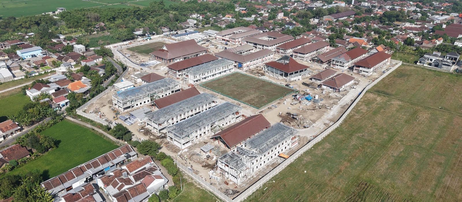 Kawasan Sekolah Rakyat Madiun di Kelurahan Nglames telah mencapai progres pembangunan 90,061 persen dan ditargetkan rampung pada akhir Juli 2026. Foto: Istimewa.