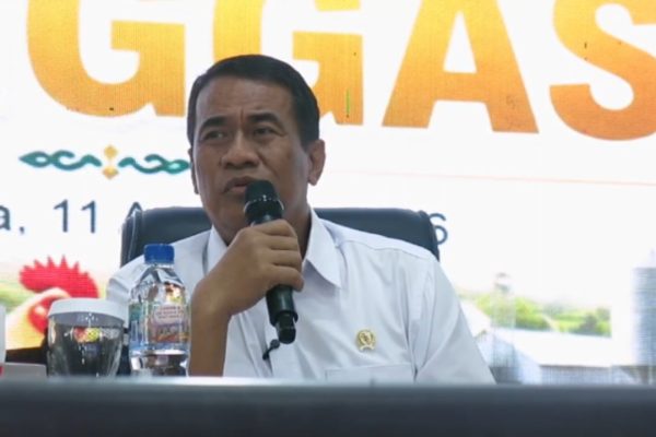 Menteri Pertanian Andi Amran Sulaiman saat menjadi pembicara dalam Rapat Koordinasi Perunggasan di Graha Pusvetma, Jawa Timur.