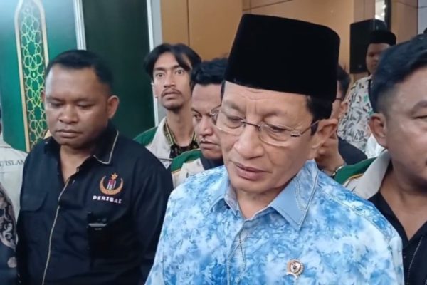 Menteri Agama Nasaruddin Umar menyampaikan refleksi Hari Santri Nasional 2026 saat berada di Surabaya.