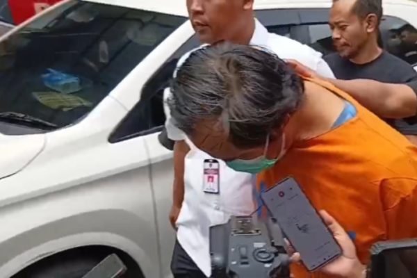 DBM, pelaku pembunuhan terhadap istri siri dan anak tirinya di Madiun.